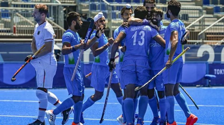 কাটল হকিতে অলিম্পিকের ট্রফির খরা! ৪১ বছর পরে এল ব্রোঞ্জ কাটল হকিতে অলিম্পিকের ট্রফির খরা! ৪১ বছর পরে এল ব্রোঞ্জ