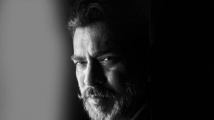 অভিনেতা রুদ্রনীল ঘোষ