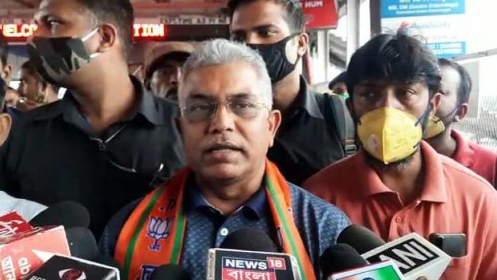 এনজেপি স্টেশনে দিলীপ ঘোষ