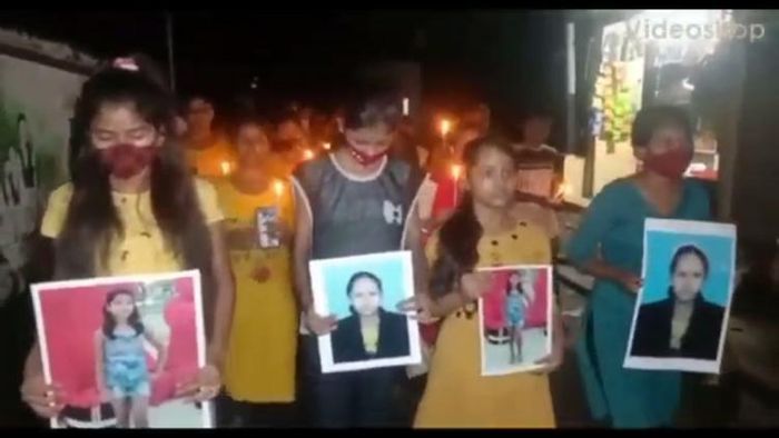 মোমবাতি মিছিল