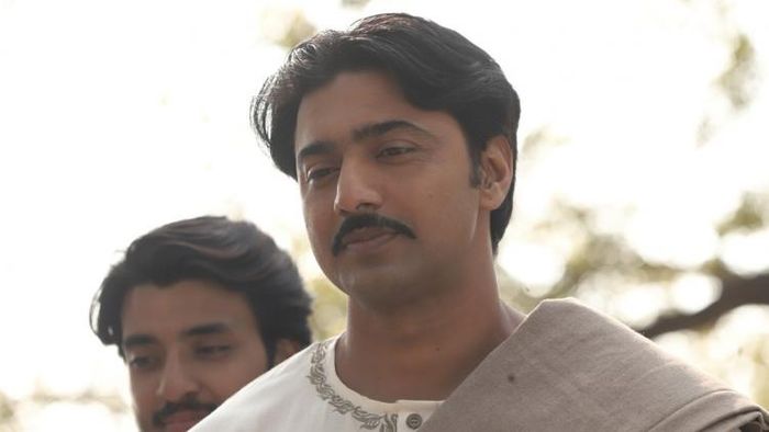 'গোলন্দাজ' ছবিতে নগেন্দ্র প্রসাদ সর্বাধিকারীর চরিত্রে দেব