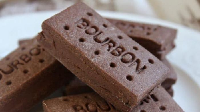 Bourbon-এর সাইজ নিয়ে সরগম নেটপাড়া