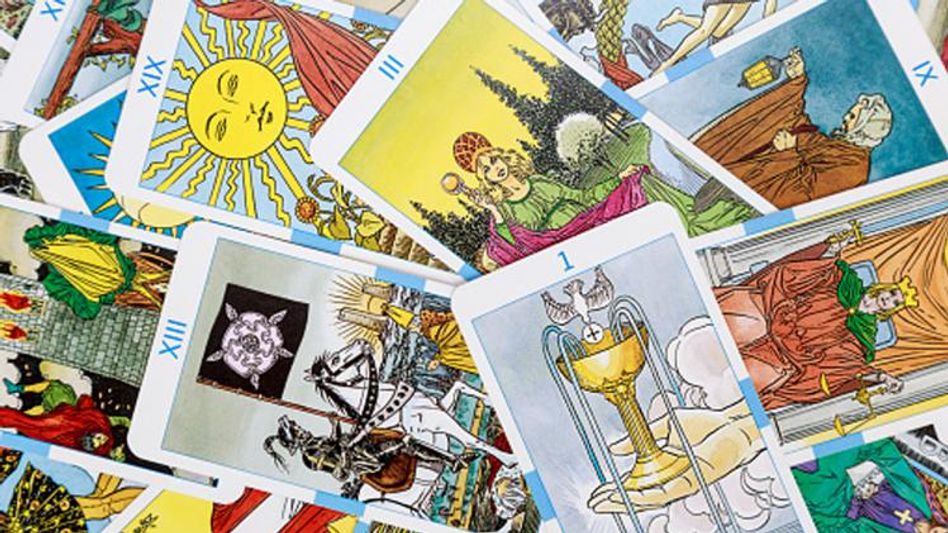 Tarot Horoscope: মিথুন-ধনুর শুভ দিন, ট্যারো কার্ড অনুযায়ী কেমন যাবে আপনার সময়? Tarot Horoscope: মিথুন-ধনুর শুভ দিন, ট্যারো কার্ড অনুযায়ী কেমন যাবে আপনার সময়?