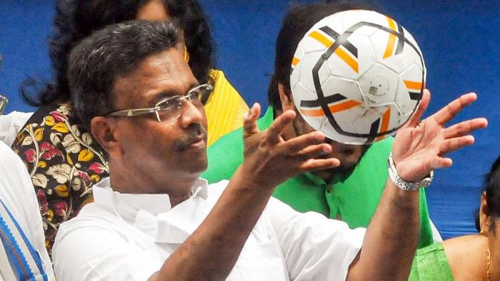 ফিরহাদের বিরুদ্ধে নালিশ বিজেপি প্রতিনিধি দলের