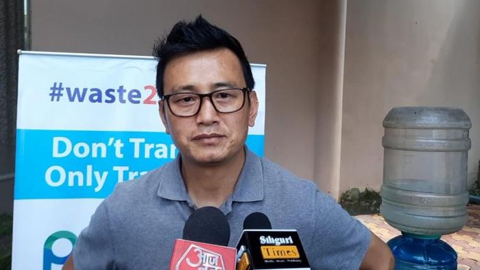 মুখোমুখি বাইচুং ভুটিয়া