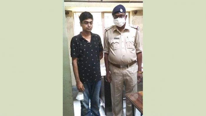 ধৃত ভুয়ো চিকিৎসক সুদীপ্ত সর্দার। ছবি: অনিল গিরি