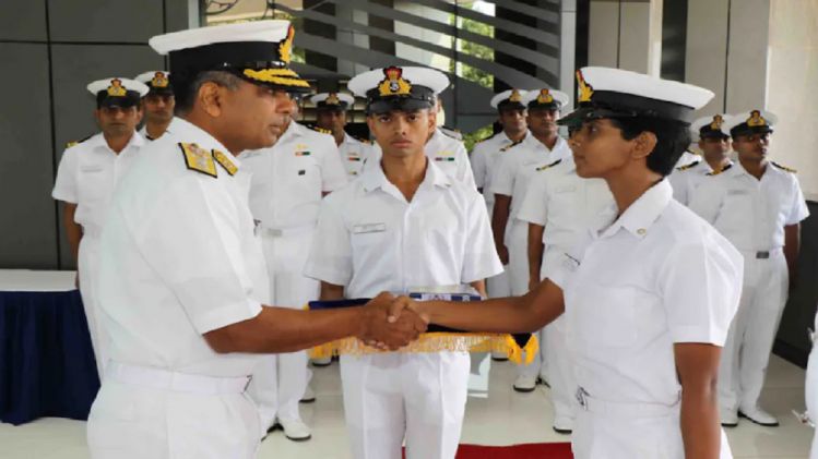 নৌসেনায় ২,৫০০ পদে নিয়োগ, দ্বাদশ পাশ করলেই আবেদন করা যাবে