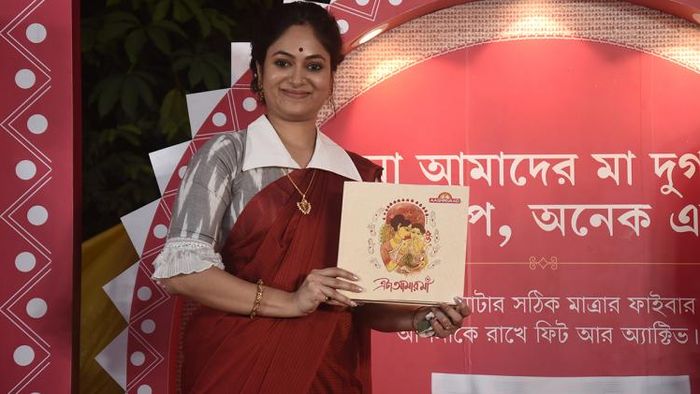 বই প্রকাশ অনুষ্ঠানে বাসবদত্তা