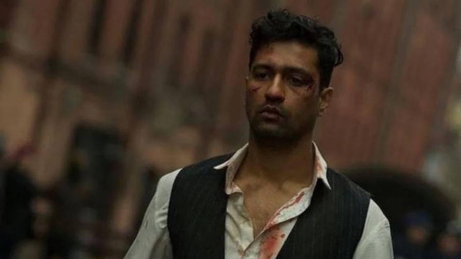'সর্দার উধম'-এর জন্য চাবুকও খেয়েছিলেন ভিকি! শেয়ার করলেন ছবি 'সর্দার উধম'-এর জন্য চাবুকও খেয়েছিলেন ভিকি! শেয়ার করলেন ছবি