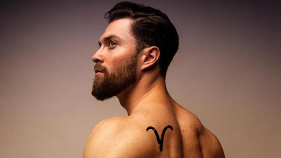 Zodiac: কেউ রাগী কেউ নরম, রাশি অনুযায়ী পুরুষদের চরিত্র কেমন, জানুন Zodiac: কেউ রাগী কেউ নরম, রাশি অনুযায়ী পুরুষদের চরিত্র কেমন, জানুন