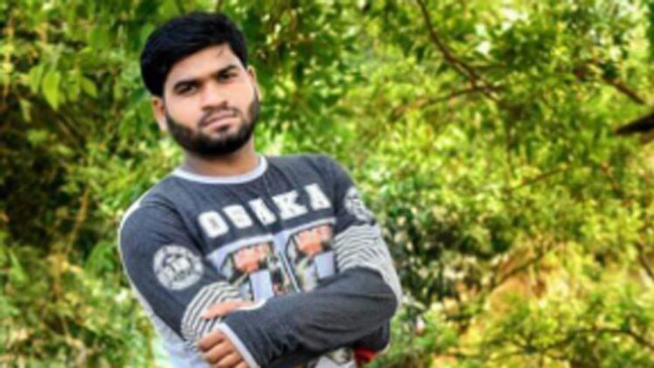 মালদায় মেয়ের প্রেমিককে ডেকে নিয়ে গিয়ে খুন করল বাবা! মালদায় মেয়ের প্রেমিককে ডেকে নিয়ে গিয়ে খুন করল বাবা!