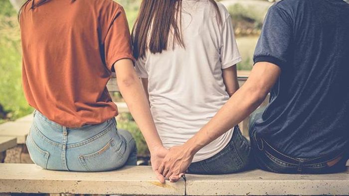 যে কোনও সময় প্রেমে ধাকা দিতে পারেন এই ৬ রাশির জাতক