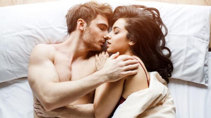 প্রেমের জাদুতে মাত করতে ওস্তাদ এই ৫ রাশির জাতকরা