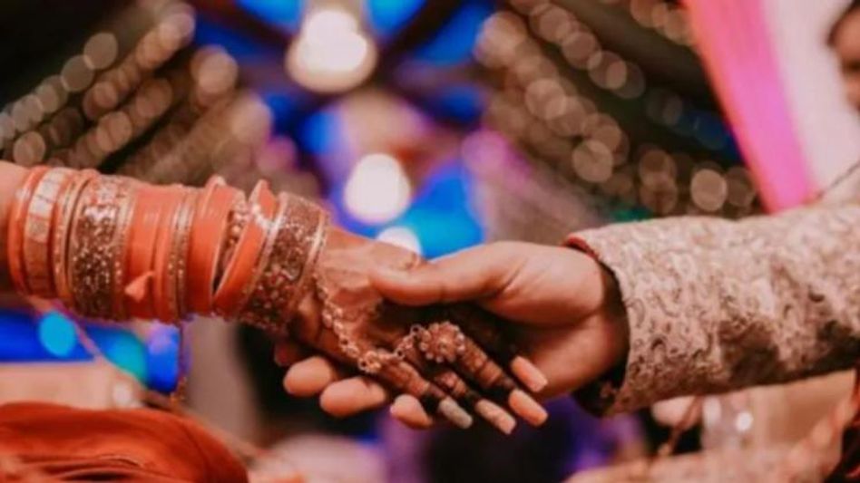 এই ৩ রাশির জাতক-জাতিকাদের শ্বশুরবাড়ির ভাগ্য খুব ভাল! এই ৩ রাশির জাতক-জাতিকাদের শ্বশুরবাড়ির ভাগ্য খুব ভাল!