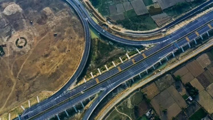 Purbacnhal Expressway : ফুল ট্যাঙ্ক Fuel ছাড়া ভুলেও উঠবেন না এই রাস্তায়