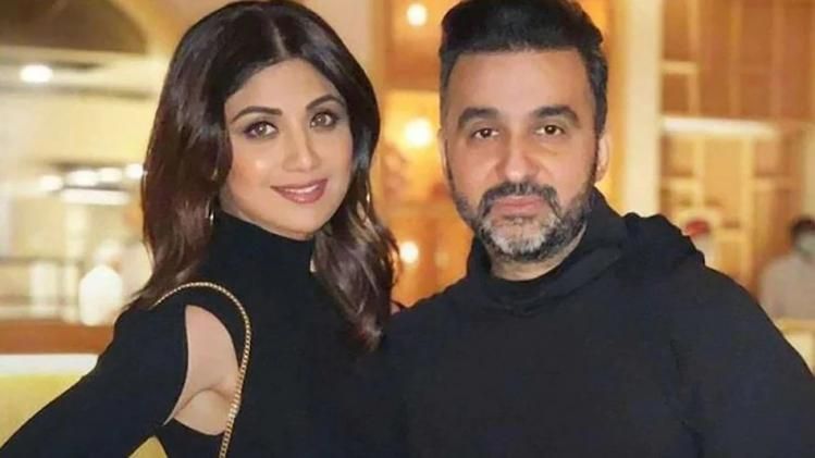 ফের বিপাকে রাজ-শিল্পা, ১.৫১ কোটি প্রতারণার অভিযোগ   ফের বিপাকে রাজ-শিল্পা, ১.৫১ কোটি প্রতারণার অভিযোগ