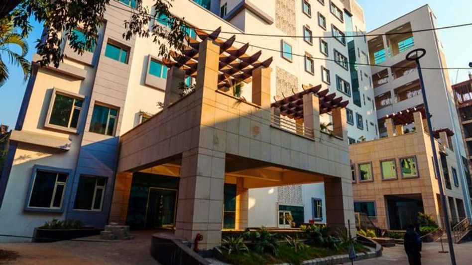 কলকাতা মেডিক্যাল কলেজের চক্ষু চিকিৎসাকেন্দ্র ভাঙা হবে? প্রতিবাদ কলকাতা মেডিক্যাল কলেজের চক্ষু চিকিৎসাকেন্দ্র ভাঙা হবে? প্রতিবাদ