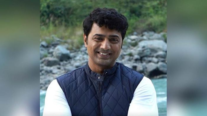 টলিউড প্রযোজক- অভিনেতা দেব