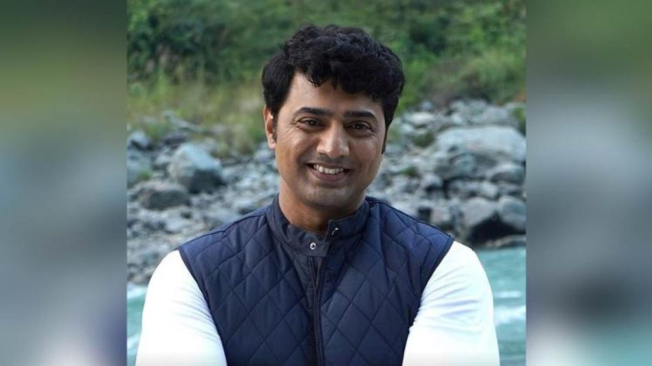 ডিস্ট্রিবিউটর, হল মালিকদের হাত জোড় করে বলছি, বাংলা ছবিকে শো দিন... : দেব   ডিস্ট্রিবিউটর, হল মালিকদের হাত জোড় করে বলছি, বাংলা ছবিকে শো দিন... : দেব