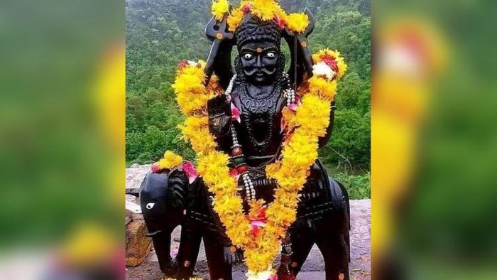 ন্যায়ে বিচারের দেবতা শনিদেব