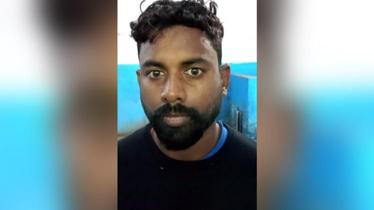 ফেসবুকে ফটোশুটের টোপ দিয়ে হোটেলে যুবতীর শ্লীলতাহানি, ব্ল্যাকমেইল