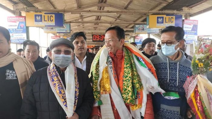 নতুন বিনয়