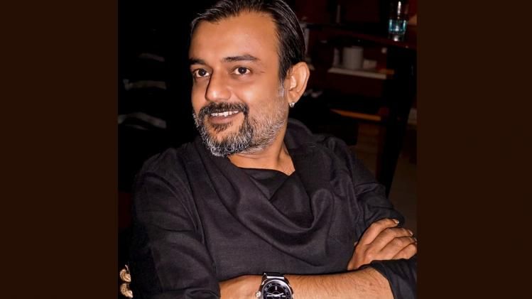 কাজ দিয়ে ইমপ্রেস করতে হয়, তেল মেরে নয়: দেবপ্রসাদ