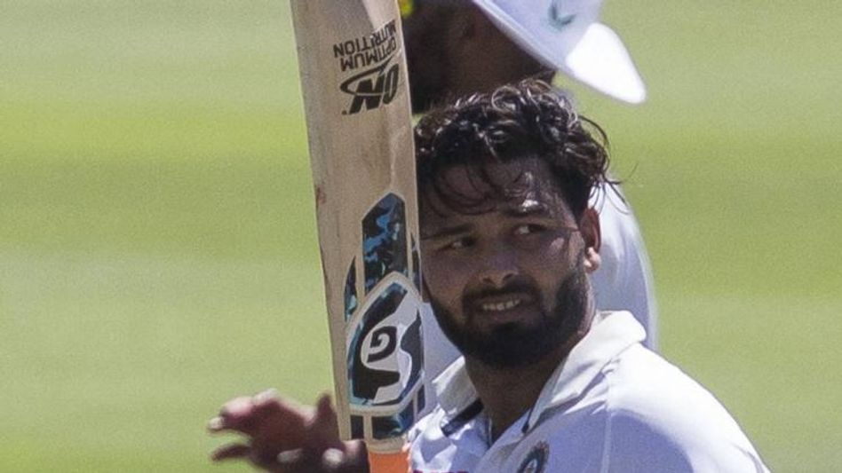 ঋষভে মুগ্ধ! 'দ্রাবিড়ই বদলেছেন,' বলছেন সম্বরণ ঋষভে মুগ্ধ! 'দ্রাবিড়ই বদলেছেন,' বলছেন সম্বরণ