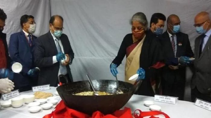 বাজেট উপলক্ষে হালুয়া উৎসব (ফাইল ছবি)