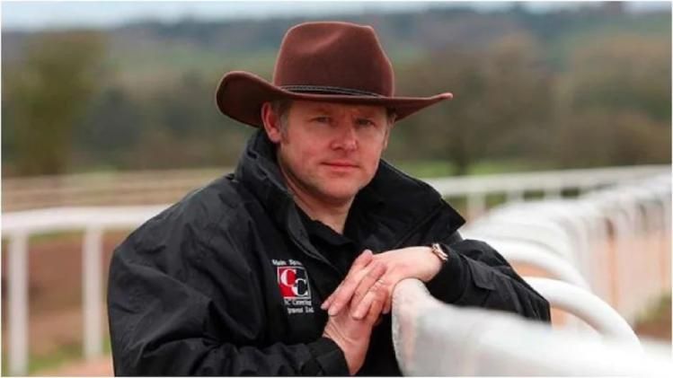 VIRAL : দেশের অন্যতম সেরা ধনী, ব্যবসা ধসে অ্যাকাউন্টে মাত্র ১০ হাজার টাকা