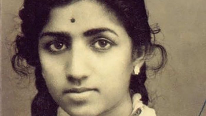 সারাজীবন অবিবাহিত ছিলেন লতা