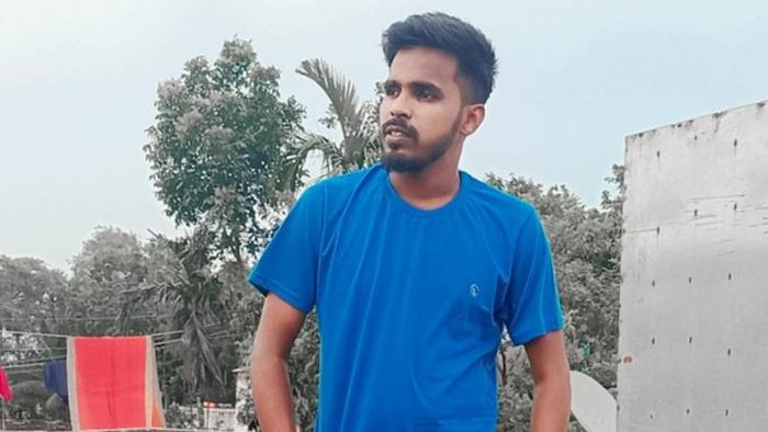 মৃত ছাত্র নেতা আনিস খান। আনিসের ফেসবুক থেকে পাওয়া ছবি।