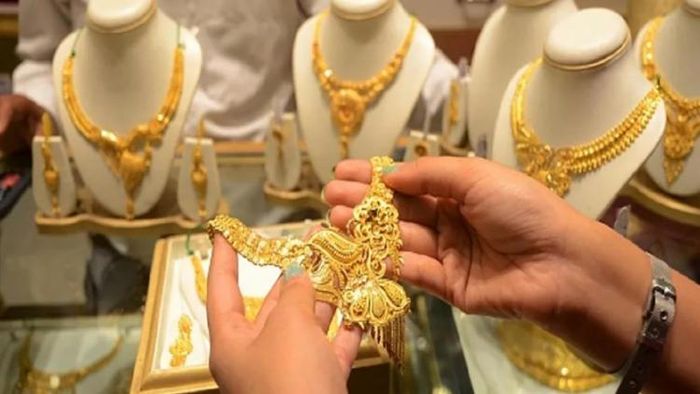 আবারও বাড়ল সোনা-রুপোর দাম।