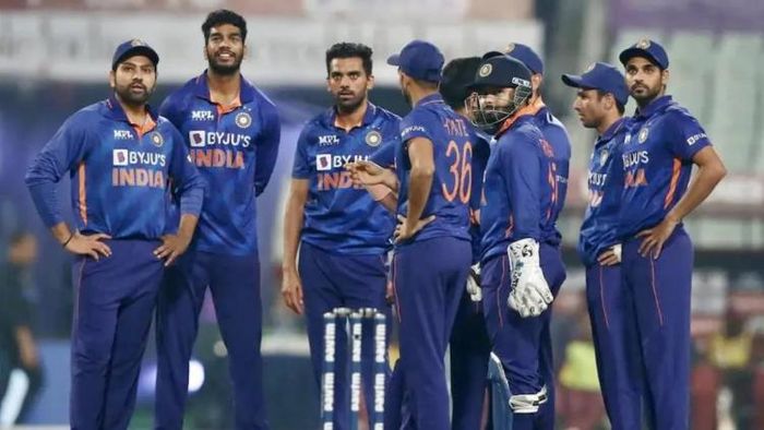 শ্রীলঙ্কার বিরুদ্ধে খেলতে নামছে ভারত