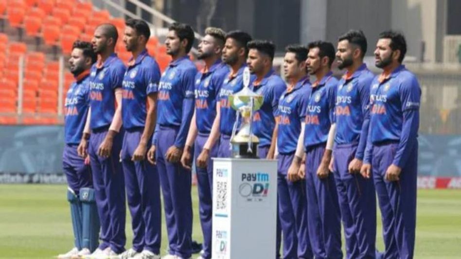কোথায়, কখন কী ভাবে দেখবেন শ্রীলঙ্কার বিরুদ্ধে ভারতের প্রথম টি২০ ম্যাচ?  কোথায়, কখন কী ভাবে দেখবেন শ্রীলঙ্কার বিরুদ্ধে ভারতের প্রথম টি২০ ম্যাচ?