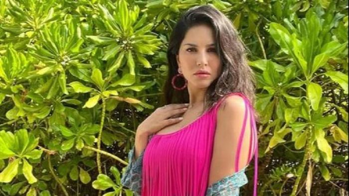 সানি লিওনি
