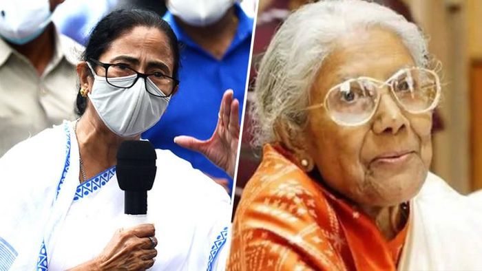 মুখ্যমন্ত্রী মমতা বন্দ্যোপাধ্যায় এবং শিল্পী সন্ধ্য়া মুখোপাধ্যায়