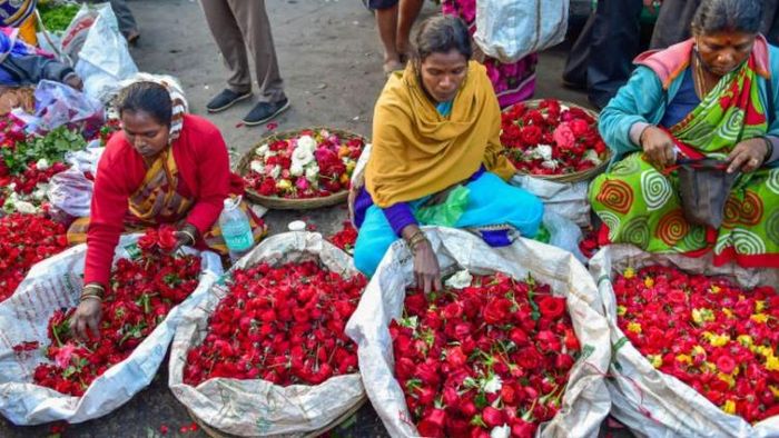 হাওড়াতেও এবার ফুল বাজার