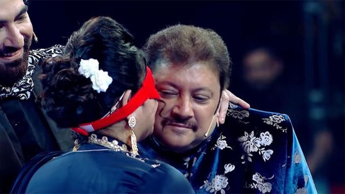 'ইসমার্ট জোড়ি'-র মঞ্চে অভিষেক চট্টোপাধ্যায় ও সংযুক্তা চট্টোপাধ্যায়