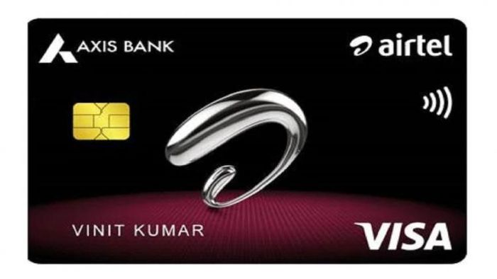 টেলিকম পরিষেবা সংস্থা এয়ারটেল অ্যাক্সিস ব্যাঙ্কের সঙ্গে একটি কো-ব্র্যান্ডেড ক্রেডিট কার্ড চালু করেছে।