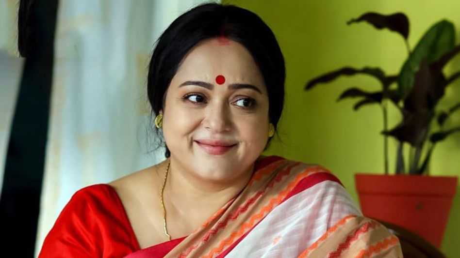 Xorozni yutish boyicha rekord darajadagi porno videolar Mini yubka kiygan qizlar külotsiz