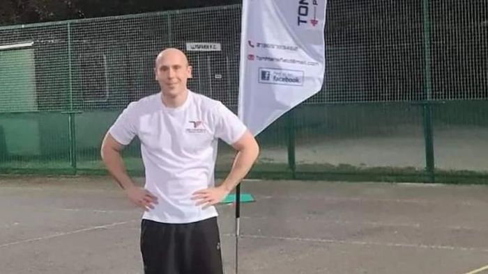 টমাস ম্যানসফিল্ড (Thomas Mansfield)।