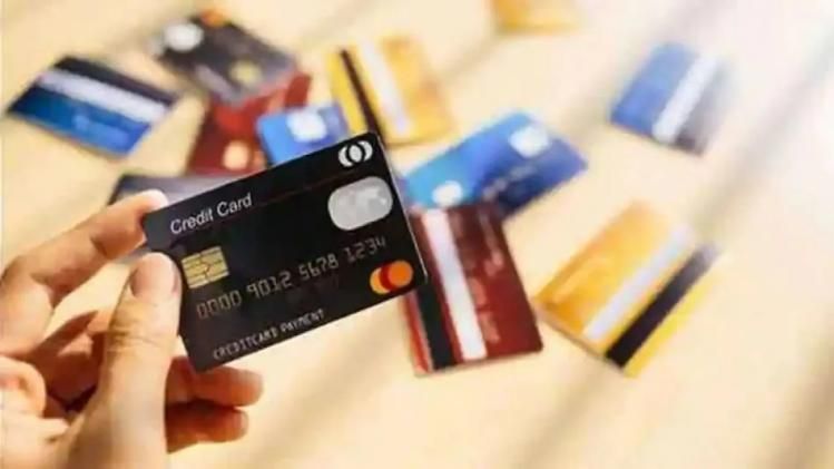 Credit Card-র এই সুবিধাগুলো টেক্কা দেয় BNPL কার্ডকেও, নেওয়ার আগে অবশ্যই ভাববেন