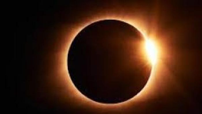 বছরের প্রথম সূর্যগ্রহণে কপাল ফিরবে এই ৩ রাশির