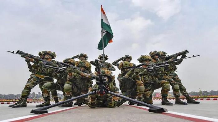 ভারতীয় সেনায় চাকরি