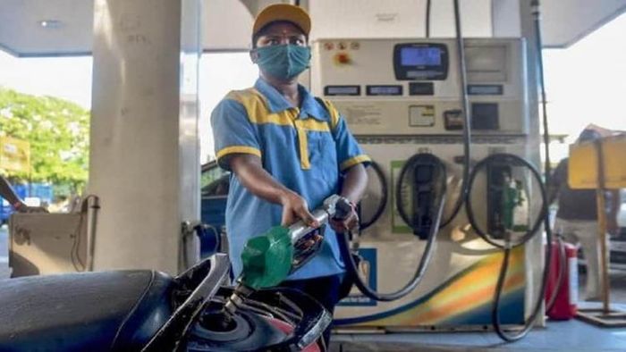 ফের রাশিয়া থেকে তেল কিনল ভারত।