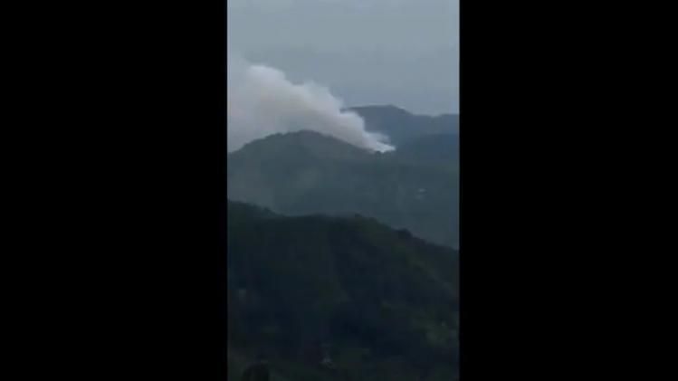 দাউদাউ করে জ্বলছে আগুন, চিনা বিমান ভেঙে পড়ার পর প্রকাশ্যে Video