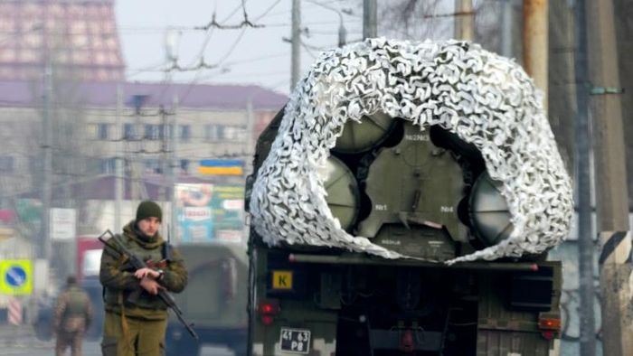 ছবিটি প্রতীকী