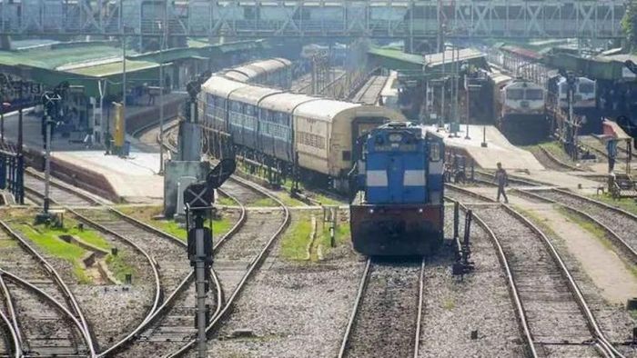 রেলের কবচ