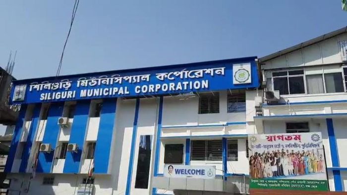 শিলিগুড়িতে বিজেপি কাউন্সিলরের বাবার বিরুদ্ধে অভিযোগ সাফাই কর্মীর